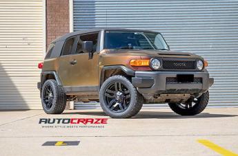 TOYOTA FJ CRUISER PUMP MATTE BLACK